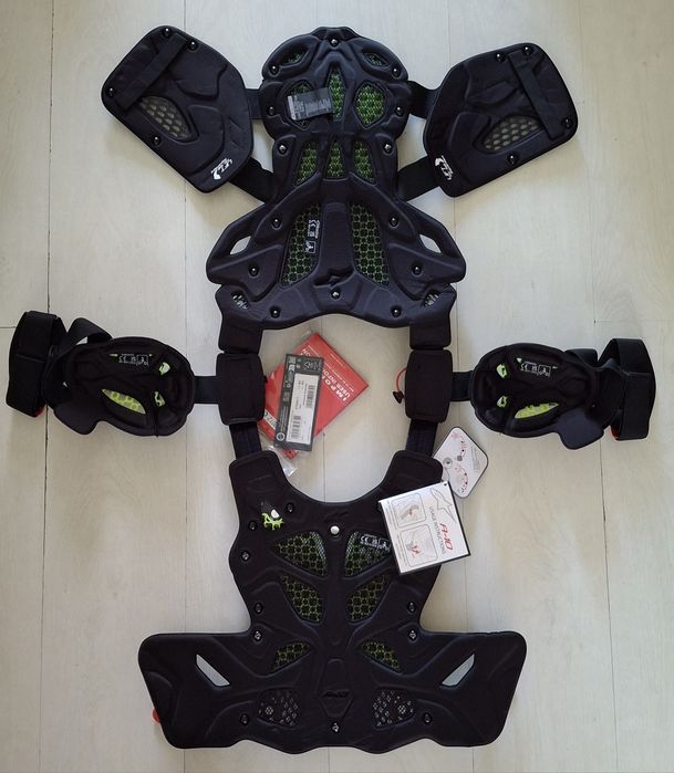 Панцир Alpinestars A10 FULL мото панцирь захист тіла  черепаха мото черепаха захист тулуба Leatt 6.5 5.5  kovi geon ендуро мотокрос
 та вагу до 100кг.
