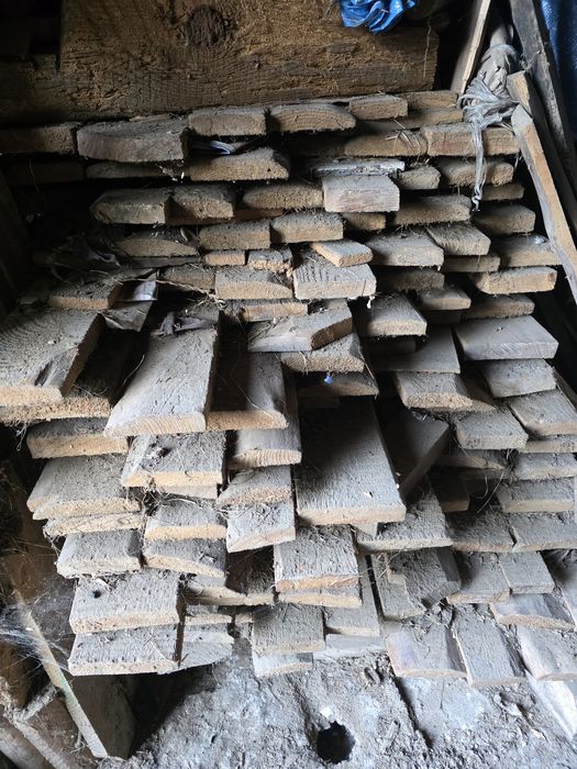 Drzewo opałowe suche