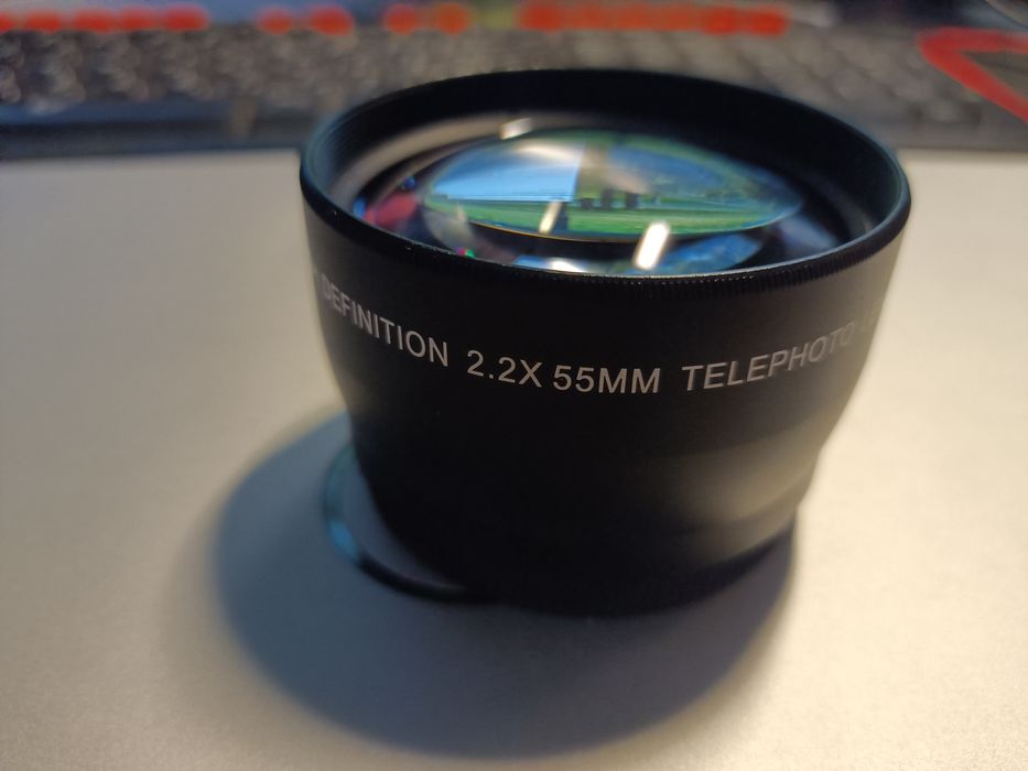 Продам телеоб'єктив 2.2