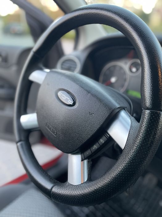 Продам Ford Focus