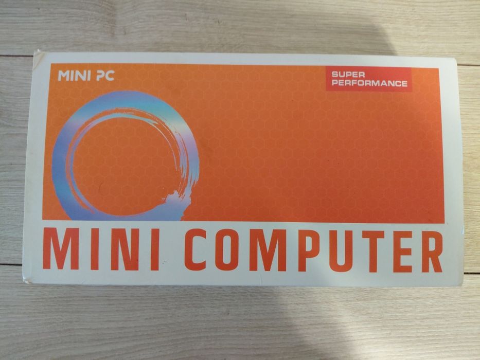 Неробочий Мини-ПК  Ryzen 7 7840HS