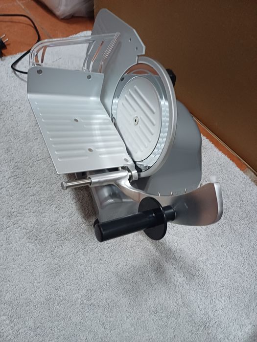 Fatiadora Profissional METRO Professional – Lâmina 190 mm