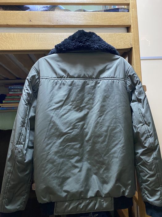 Курточка зимняя