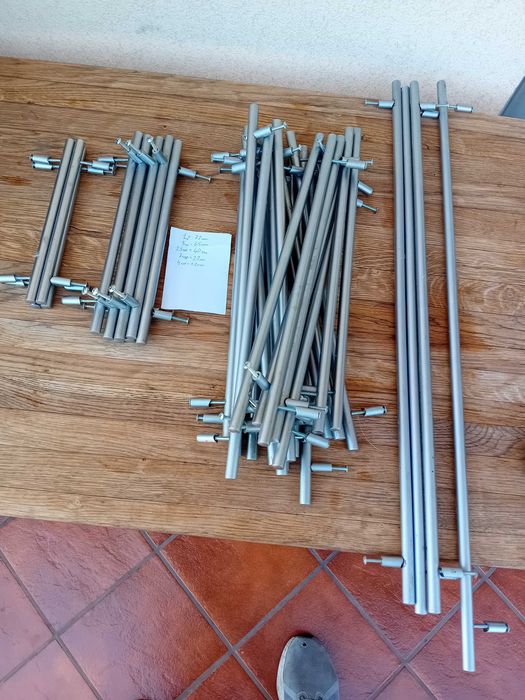 sprzedam uchwyty meblarskie