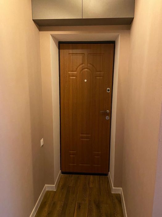 Продається тепла квартира з ремонтом