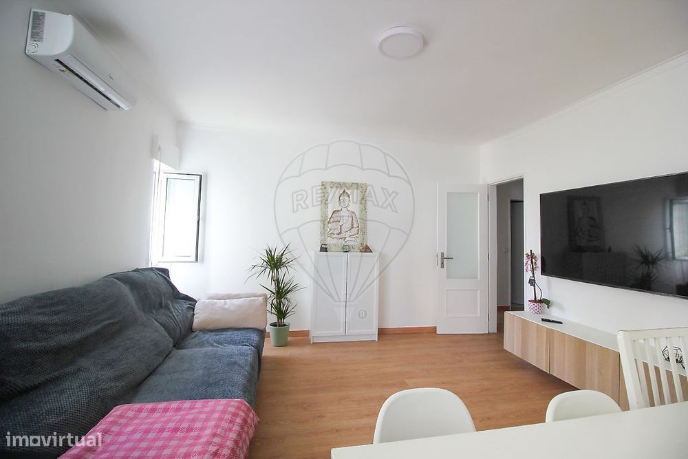 Apartamento T2 para venda — Carregado E Cadafais, Lisboa