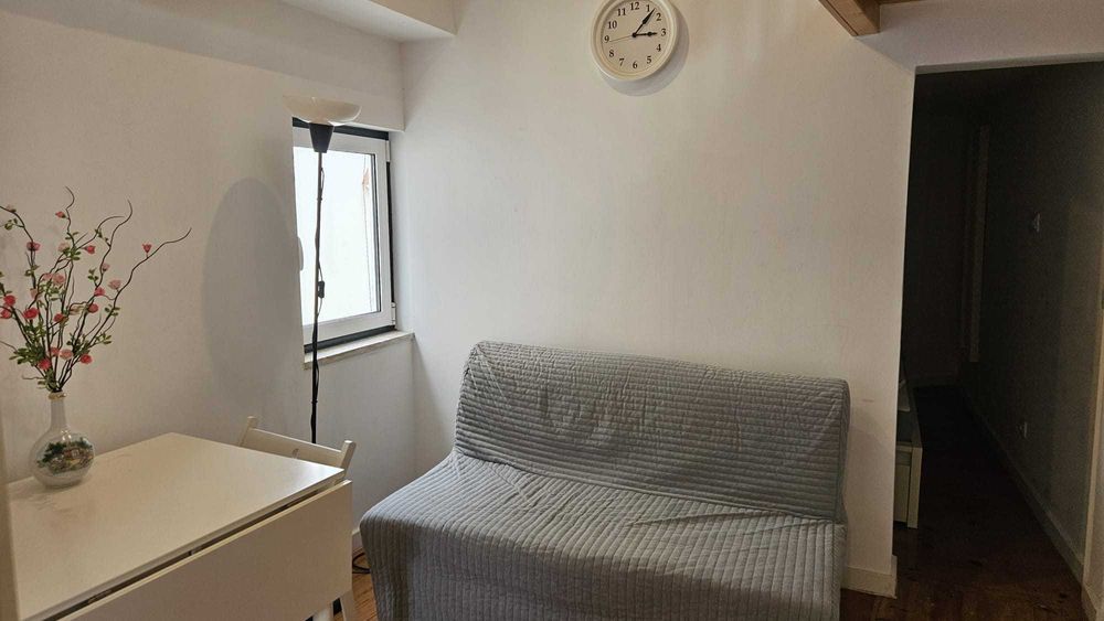 Apartamento T1+1, Rua dos Remédios, 82, Alfama