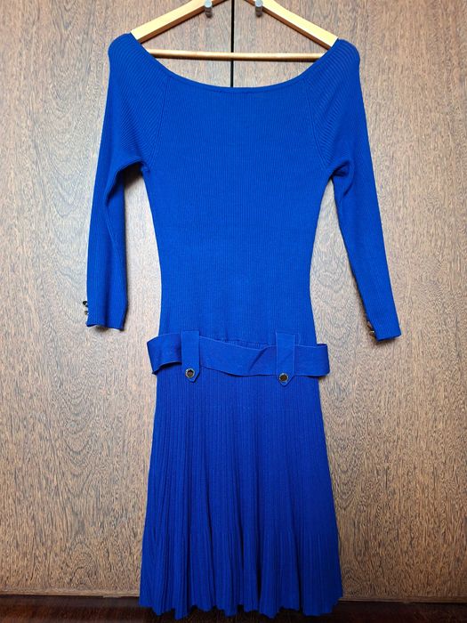 Vestido de malha cor azul porto, manga comprida, da Morgan