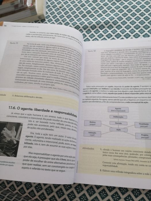 Novos Contextos 10 + Caderno de Atividades