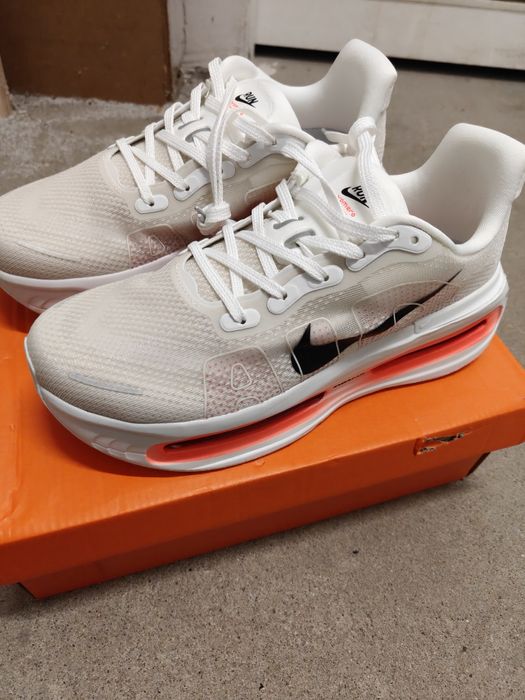 Nike Vomero Premium r.43 - nowe.