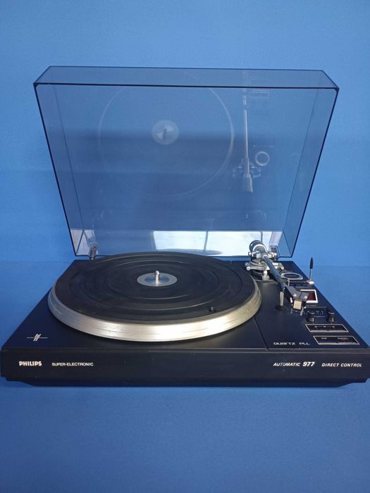 gira discos PHILIPS AF 977