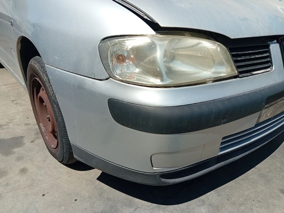 Pára-choques frente SEAT Ibiza II (6K1)