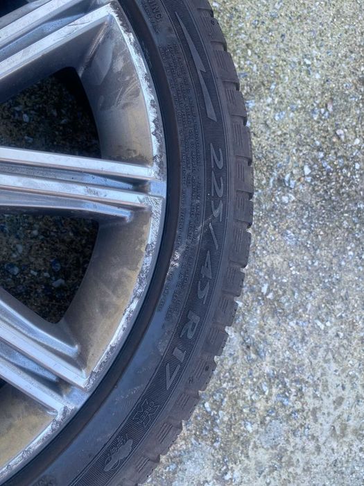 Jantes e Pneus 225/45/17 - 5x112 Proveniente Mercedes