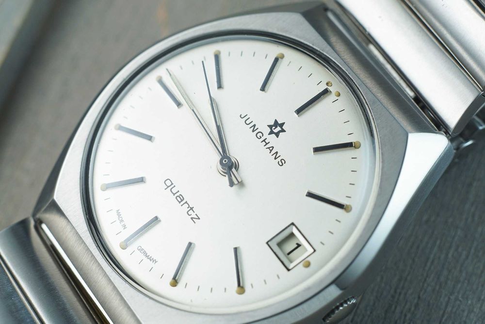 Zegarek Junghans, lata 70/80, vintage odnowiony, kwarcowy