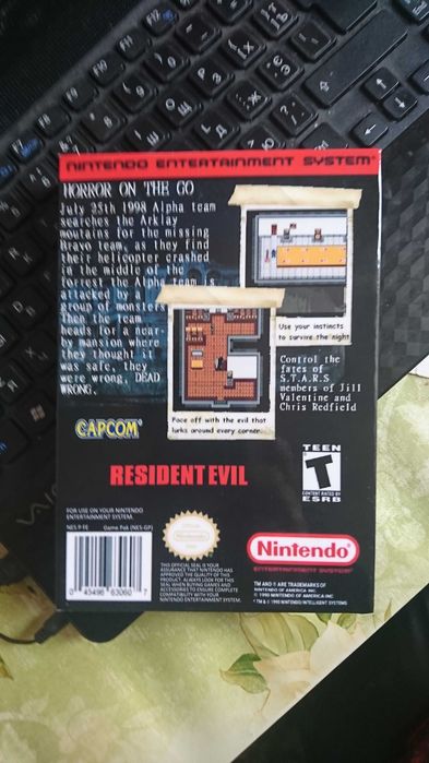 Resident Evil (NES) на английском языке в коробке с картхолдером