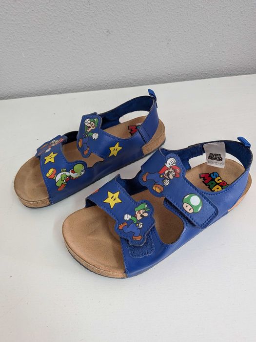 Sapatos crianças diversas idades