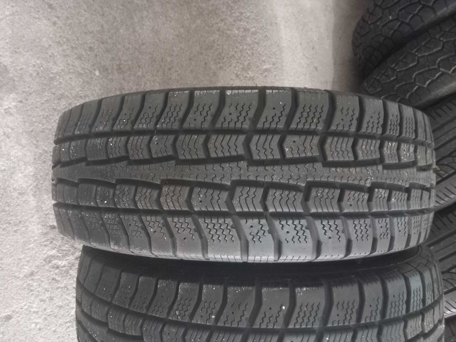 2 pneus 225/65R17 4x4 Cooper como Novos