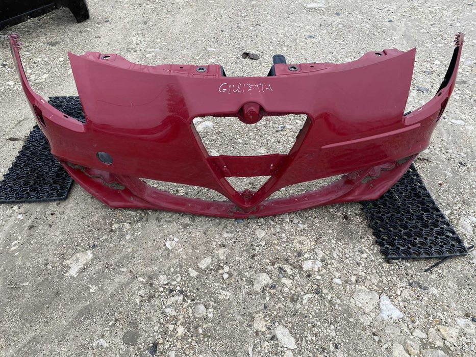Alfa Romeo Giulietta Zderzak Przód Przedni