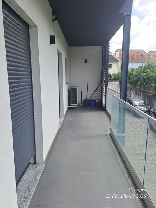 Apartamento T2 mobilado com Garagem