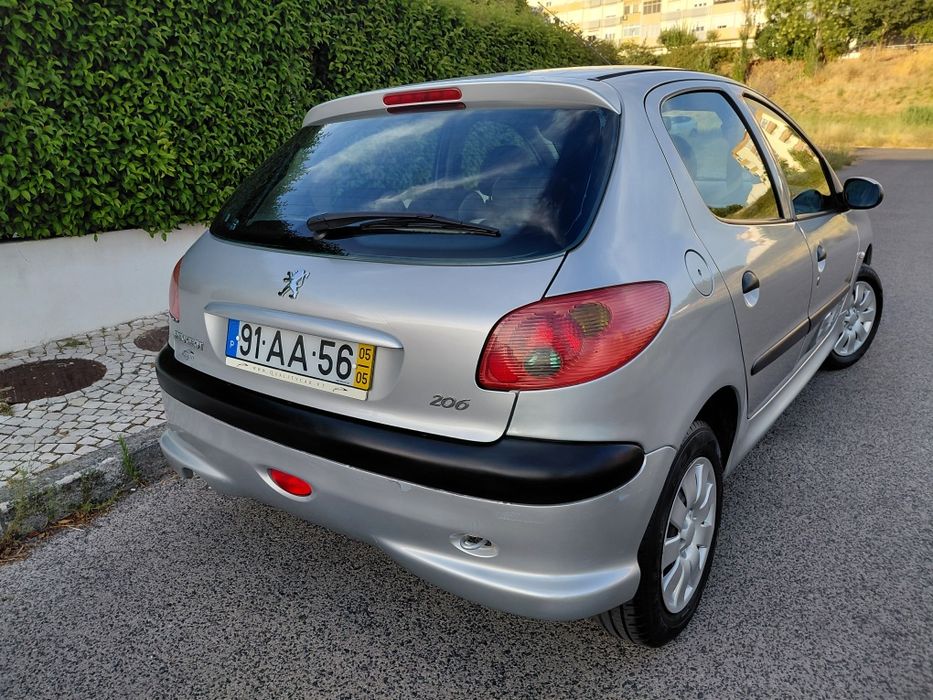 Peugeot 206 — fotografia 2