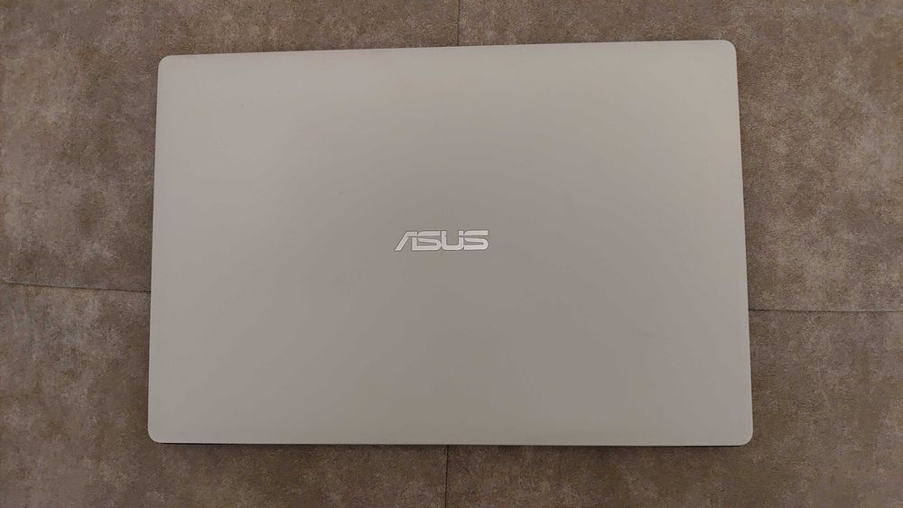 Ноутбук Asus x553m