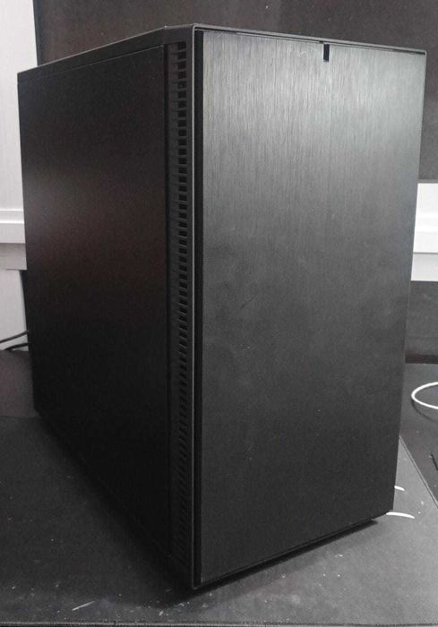 Torre Desktop Gaming i7 Fractal