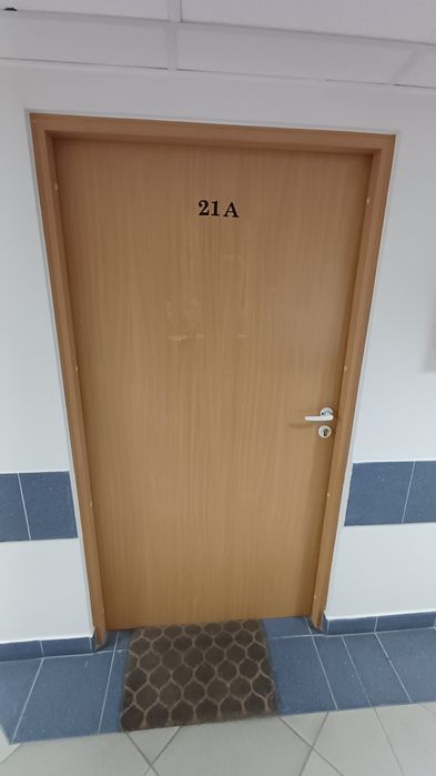 Pokój w biurowcu 12 m2 w centrum