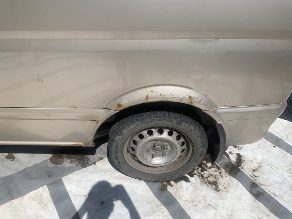 Продам mercedes- benz vito 111