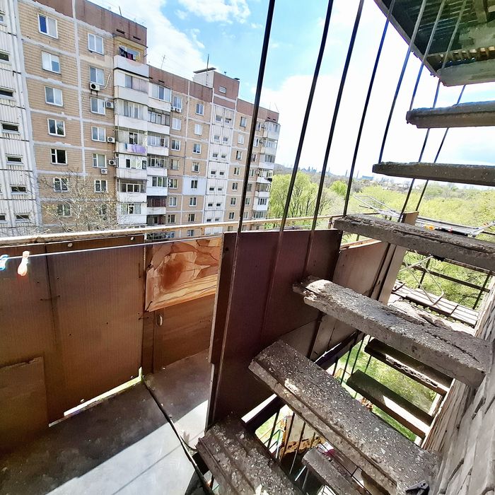 Продам комнату 6\ 9 по  ул.Исторической!