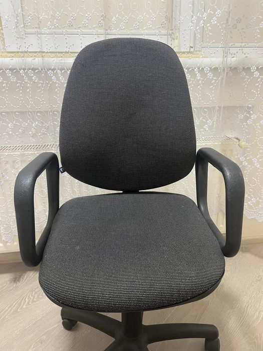 Компʼютерне крісло, б/у