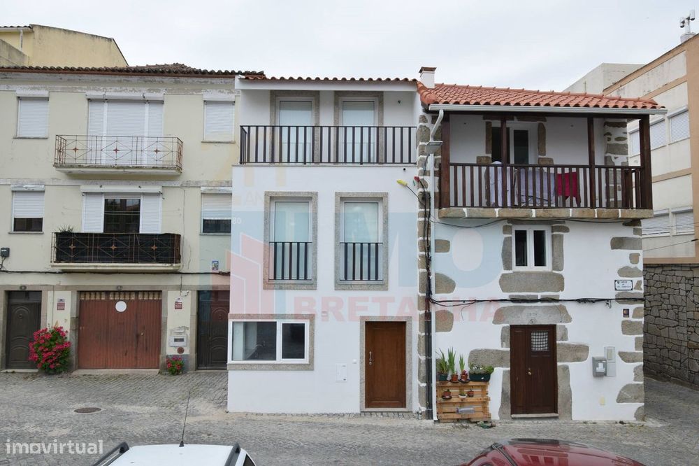 Moradia V2 Nova - Centro do Fundão