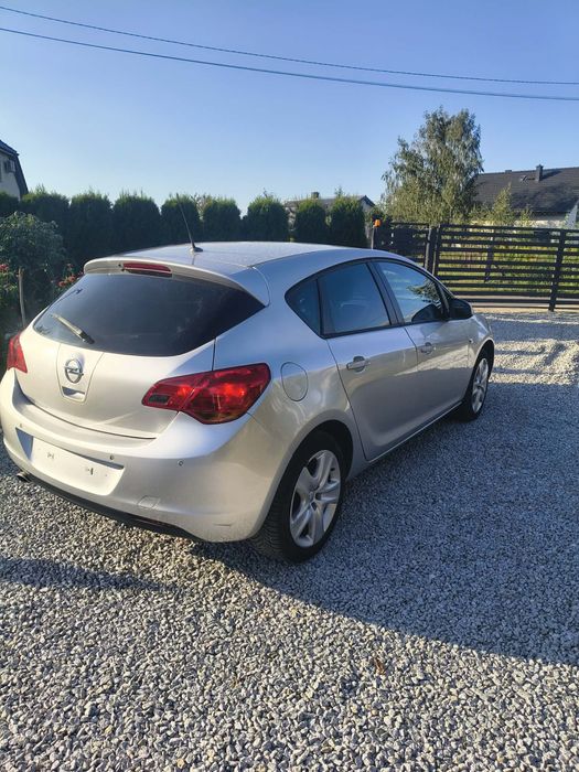 Sprzedam Opla Astre 1.4