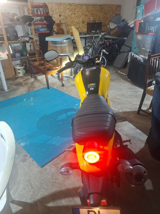 Moto yamaha xsr 125