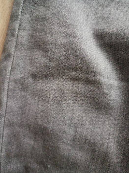 Sprzedam spodnie damskie dżinsy