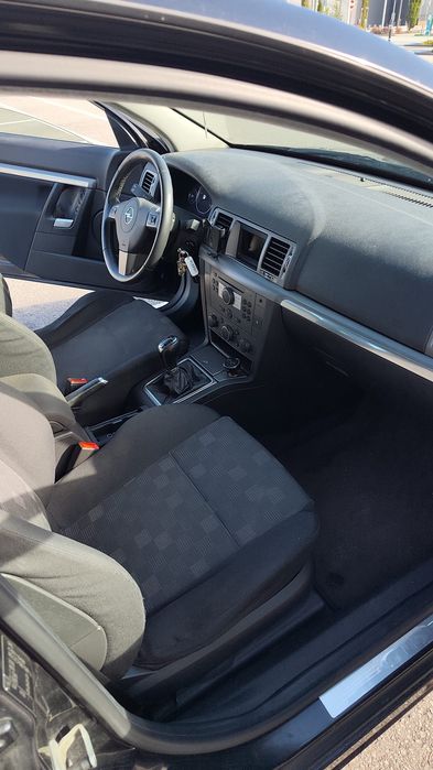 Opel vectra gts 1.9 cdti