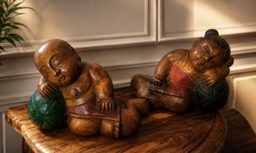 Antigo Par esculturas orientais "Crianças dormindo"
