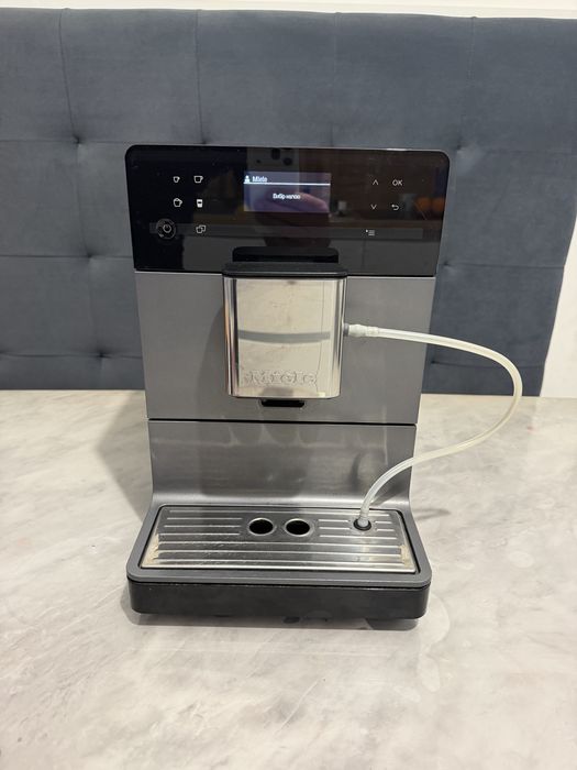 Кавомашина Miele CM5500 з Німеччини