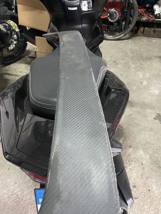 Aileron em carbono para 206