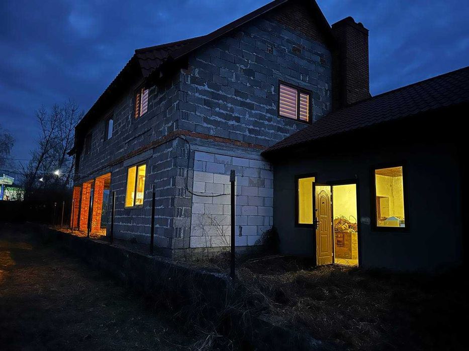 Продається будинок с. Нересниця