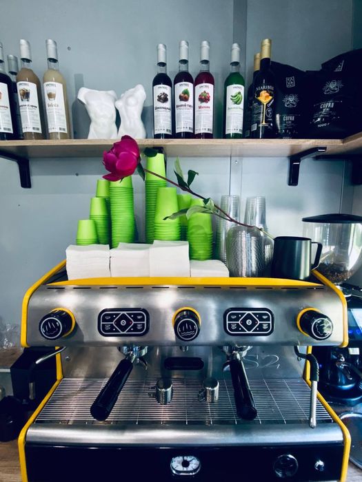 Квітково-кавовий бізнес. Заходь та працюй з першого дня!