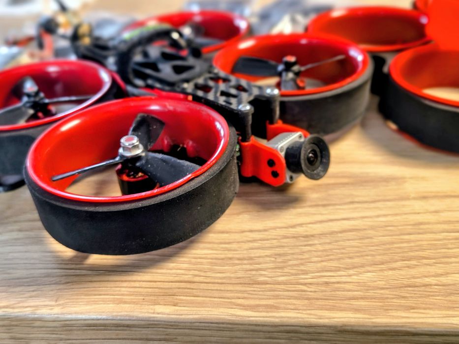 DJI HD AirUnit Cinewhoop 3" dron FPV + 2 baterie, śmigła i ducty