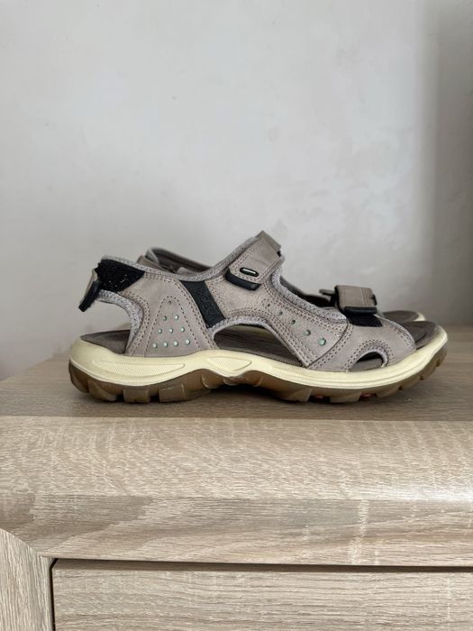 Sandaly ecco  roz 37
