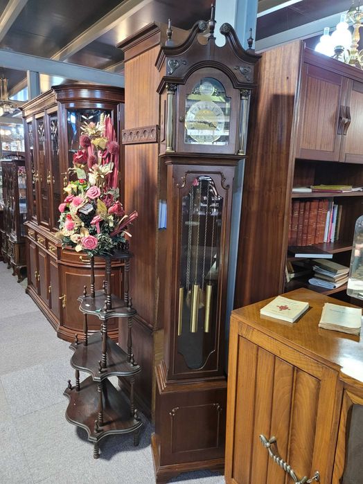 Pendulum Clock – Sold with a One-Year Functionality Warranty64584251115522124