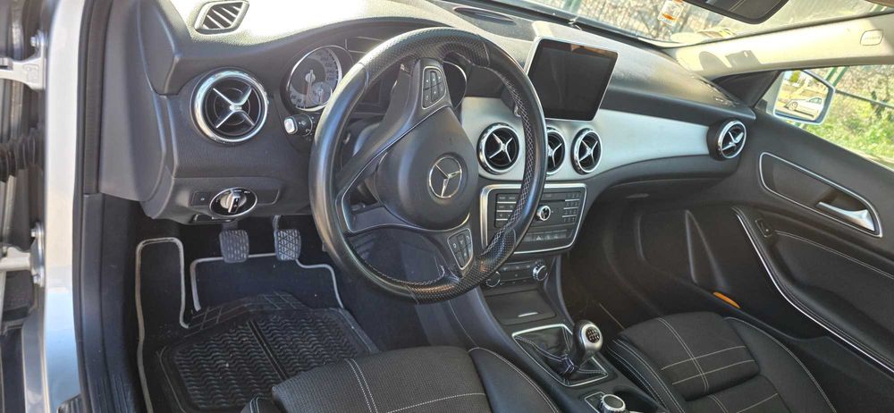 Mercedes Benz
Mercedes GLA 180 d Sport SUV-MAC Edition