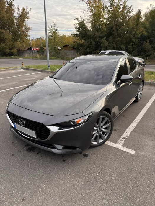 Mazda 3 2022 год
