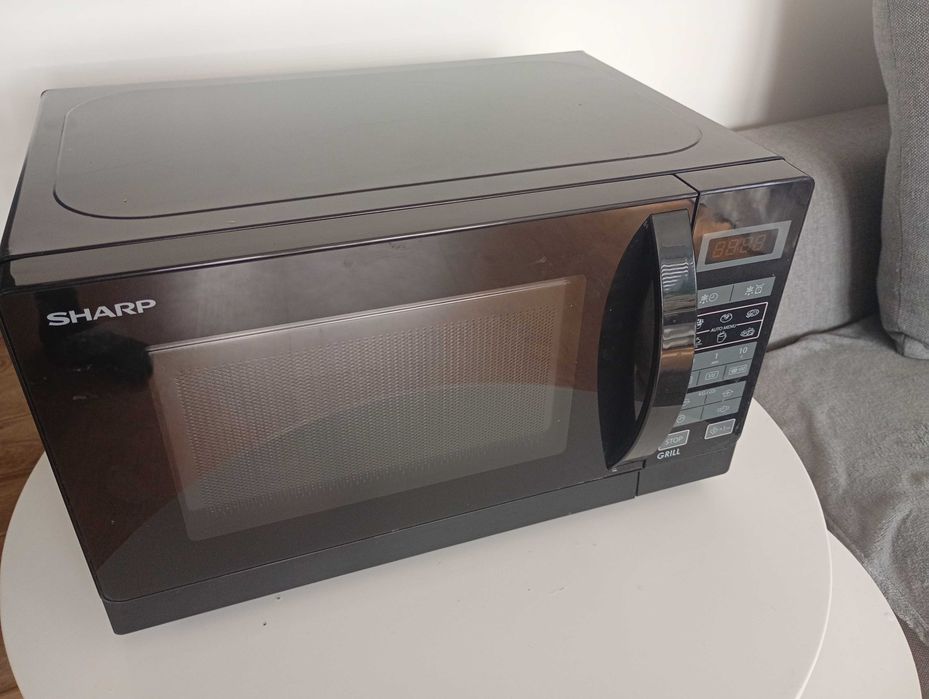 Mikrofalówka SHARP R642BKW