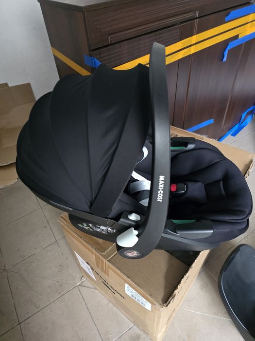 Fotelik samochodowy maxi cosi z baza