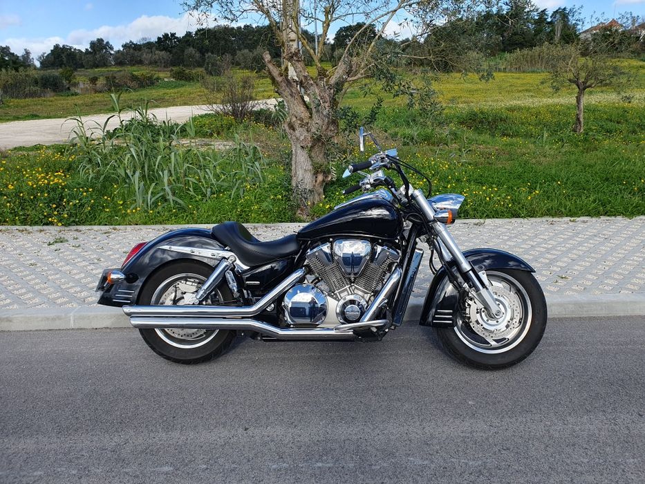 HONDA VTX 1800R (Modelo Americano)