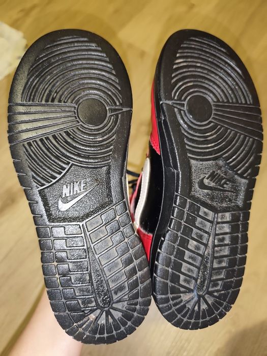 Продам кросівки Nike оригінал в ідеальному стані