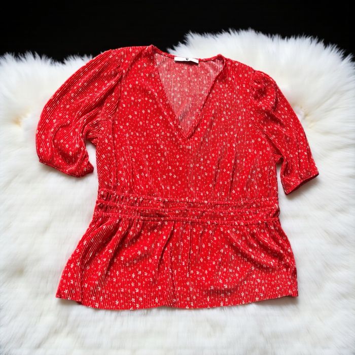 Czerwona bluzka V by Very, kwiaty, r. 48 / UK 20